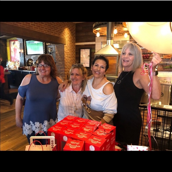 Hi there it’s nice to meet you!! My name is Marcie - Picture 4 of 8